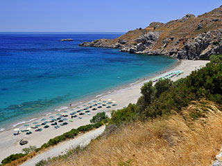 Souda beach, just 4km from AnnaView apartments
