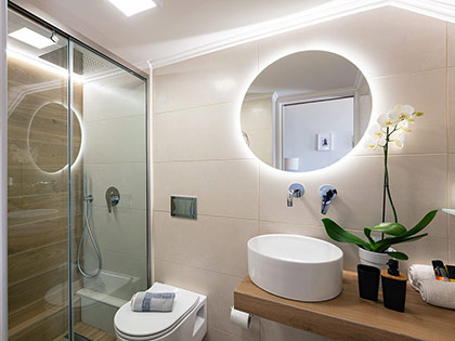 luxurious bathrooms of AnnaView apartments & suites